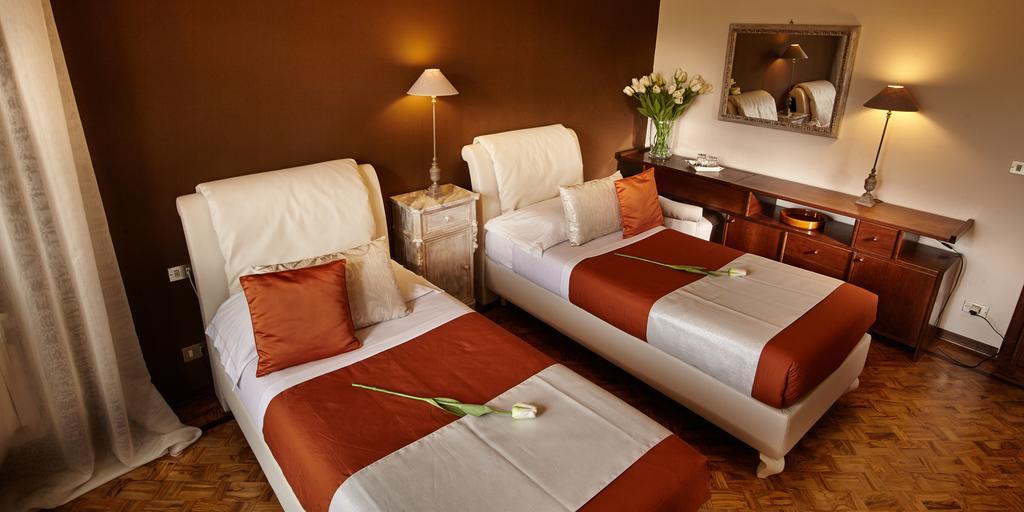 La Dimora Del Bassotto San Giuliano Terme Habitación foto